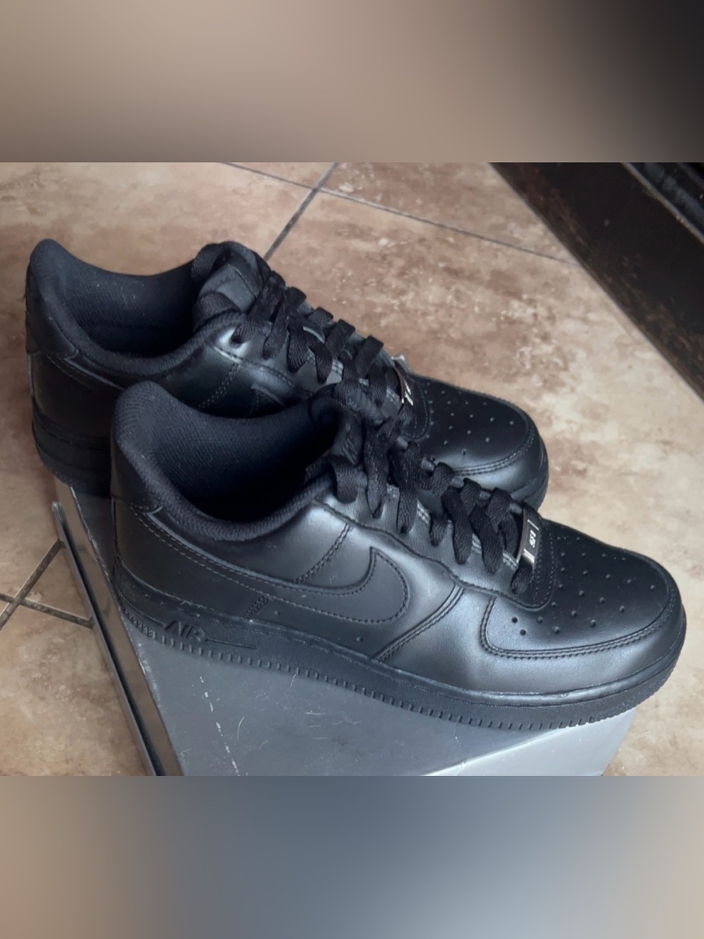 Nike | 07’ Air Force 1 Sneakers Leather Womens All Black Shoes Size 7